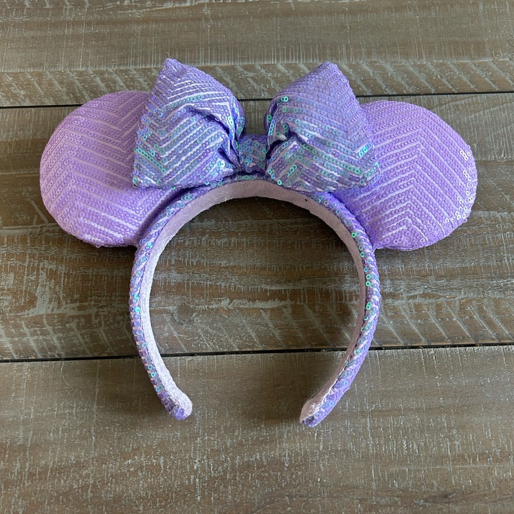 VGUC previously owned Disney parks ears headband